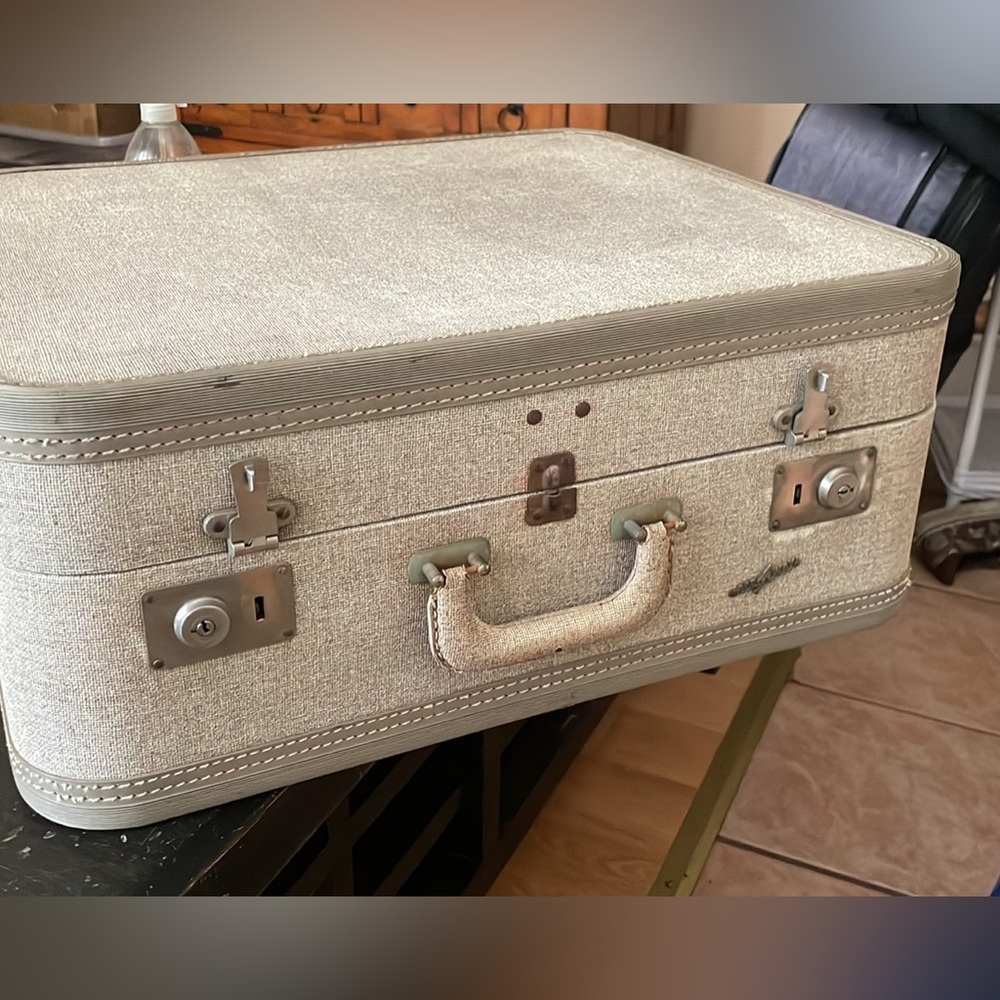 vintage Airway luggage